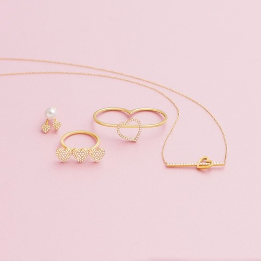 in love 戒指