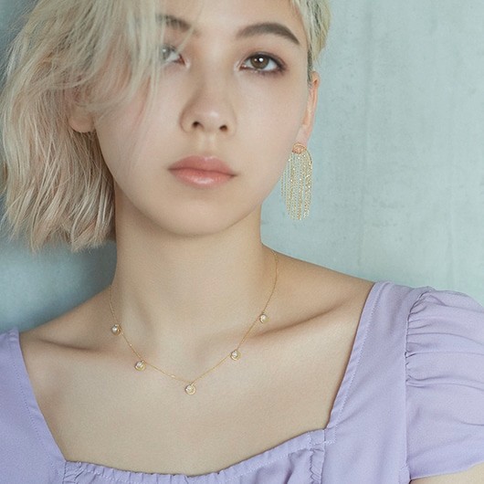 crescent pearl station 项链